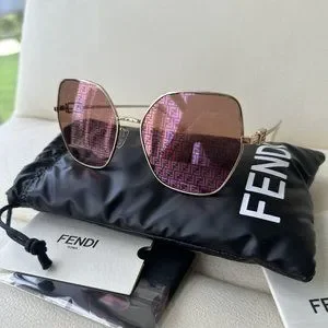 Fendi | Accessories | New Fendi Eyewear Butterfly Frame  display picture 2